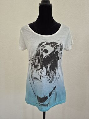 Beach Graphic Tee - White to Aqua Ombre